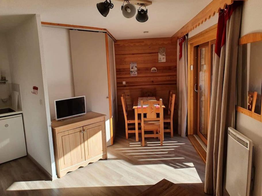 Spacieux Appartement 37M2-T3-Rdc-6 Personnes-100M Remontees Вальменьє Екстер'єр фото
